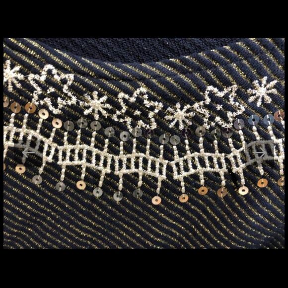 Basic Editions Plus Heavy Top - Picture 2 of 9